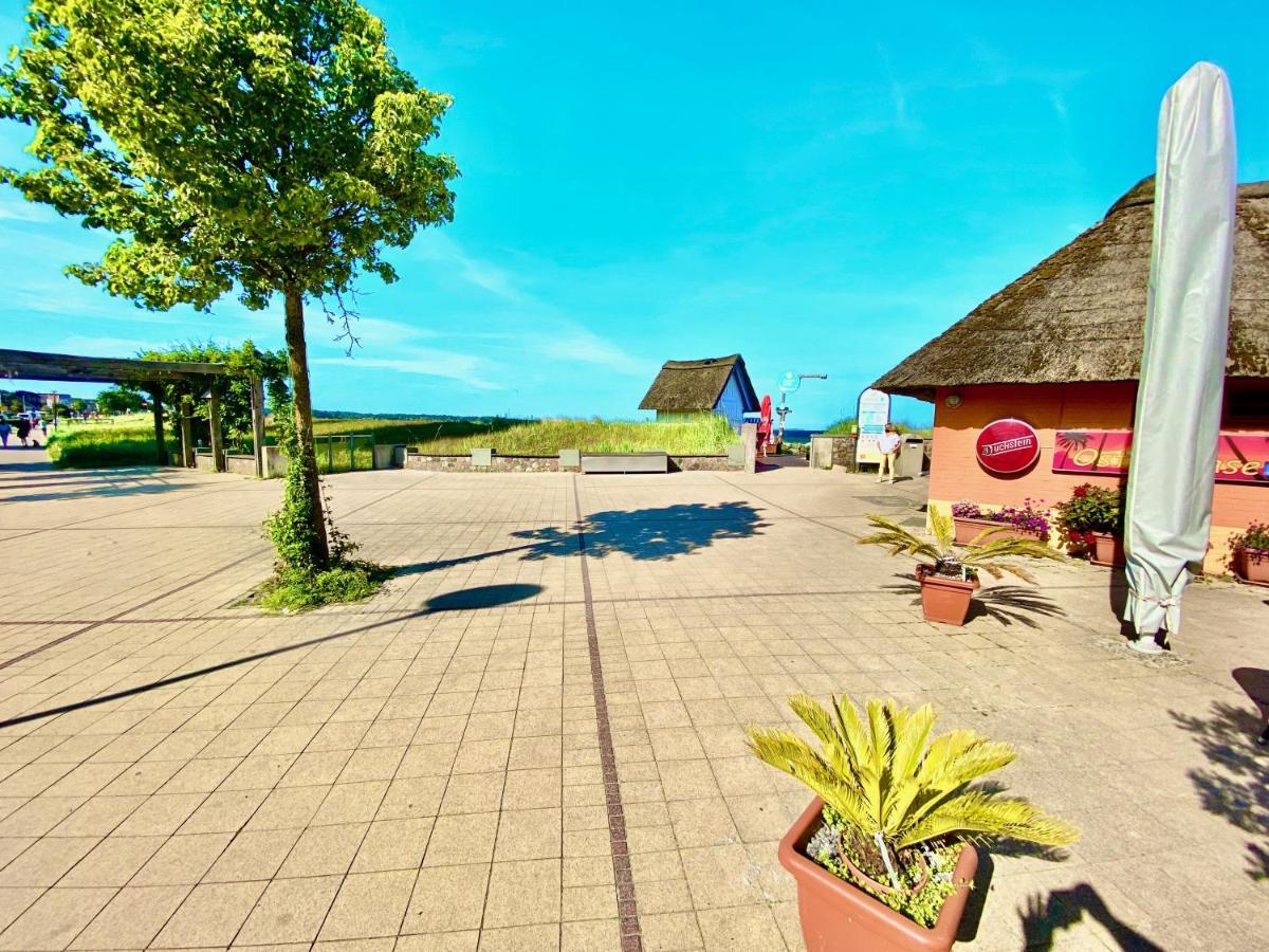 Casa Raphael Direkt Am Scharbeutzer Strand Exteriör bild