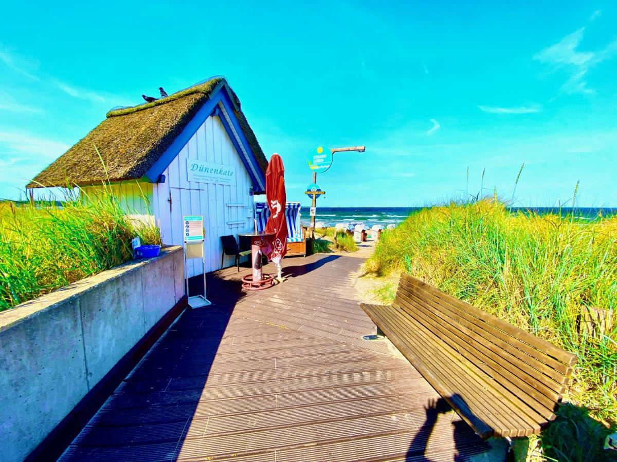 Casa Raphael Direkt Am Scharbeutzer Strand Exteriör bild